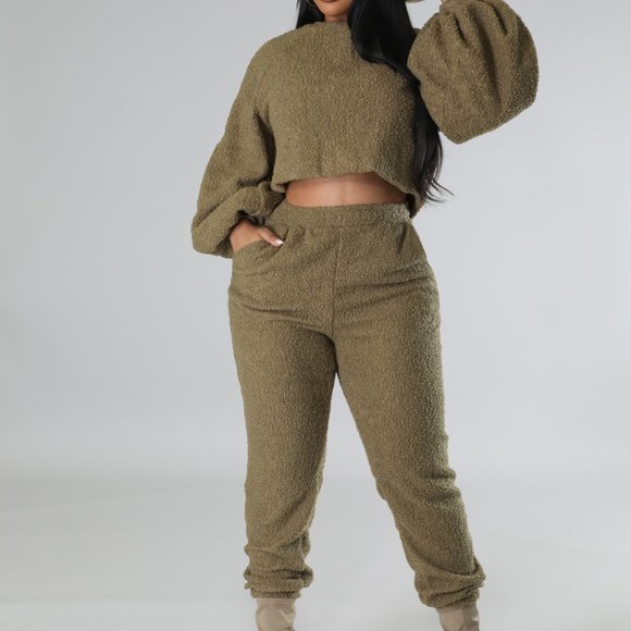 Fall Fuzzy Pant Set - Picture 1 of 4